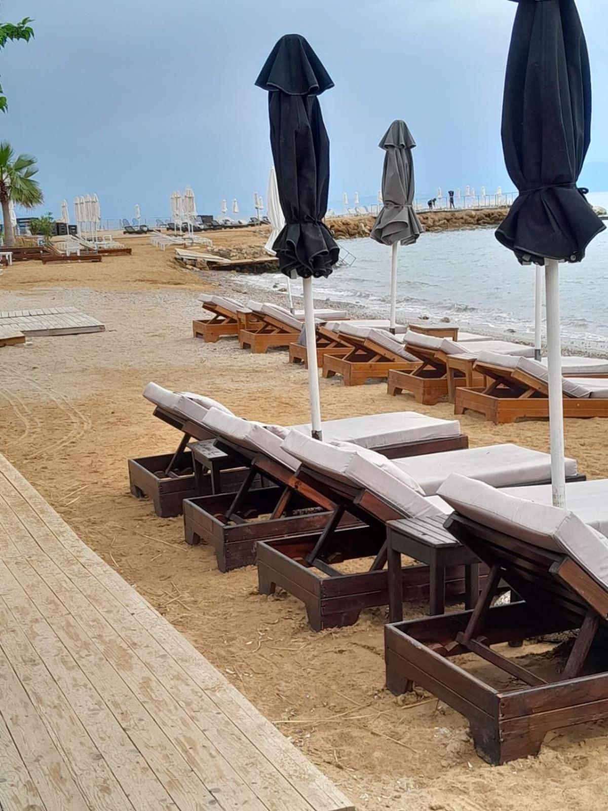Anatoli Studios In Front Of The Beach Mesongi Bagian luar foto