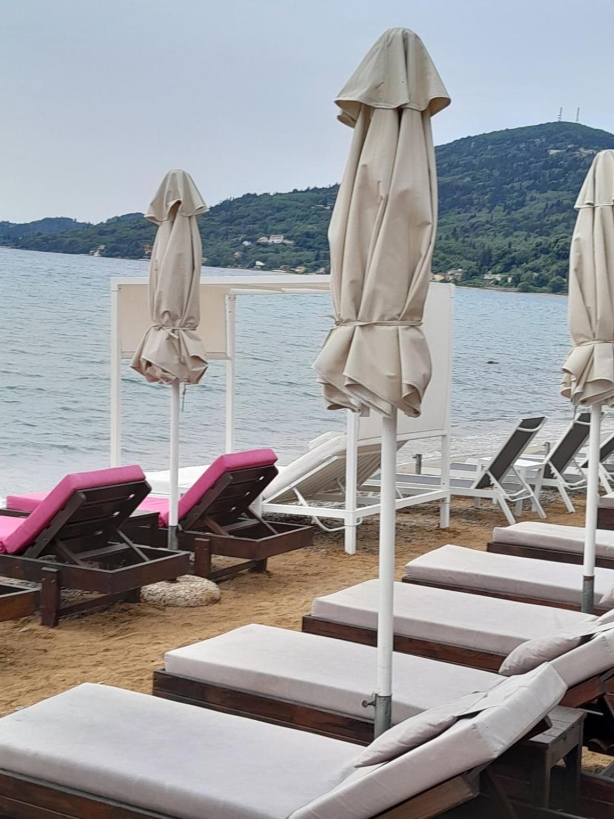Anatoli Studios In Front Of The Beach Mesongi Bagian luar foto