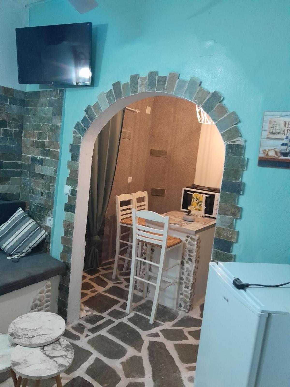 Anatoli Studios In Front Of The Beach Mesongi Bagian luar foto